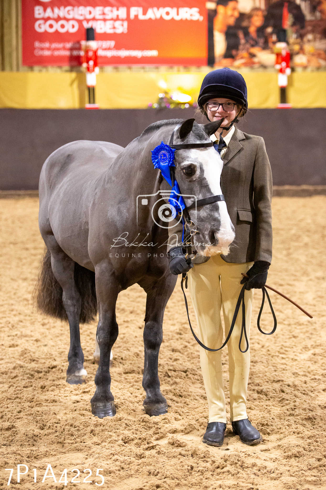 Home Farm Christmas Show 2024 - Inhand