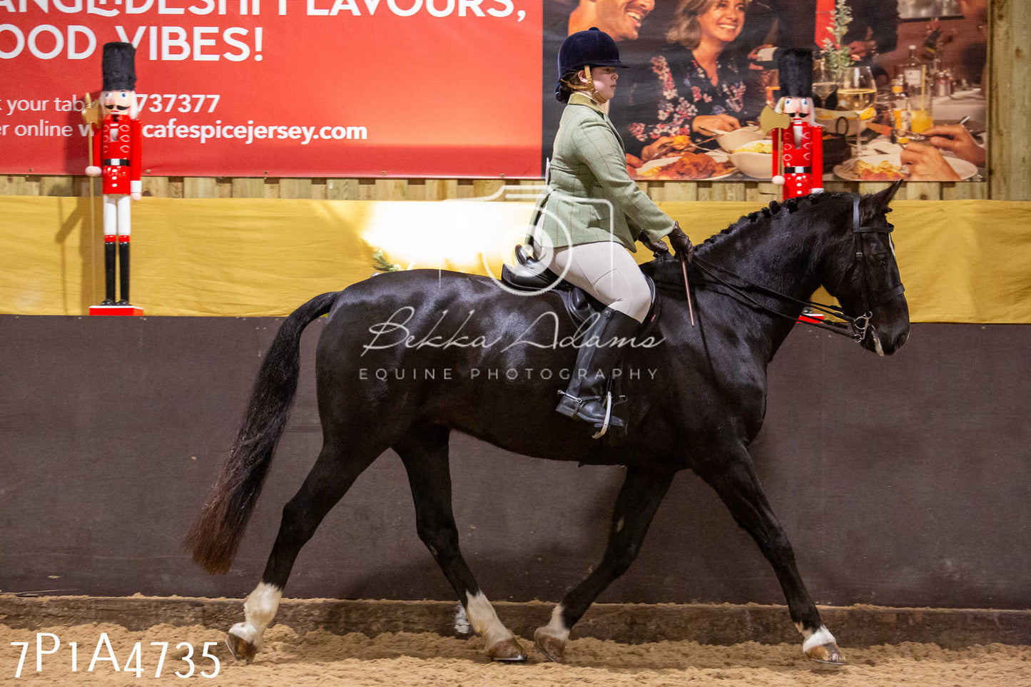 Home Farm Christmas Show 2024 - Ridden