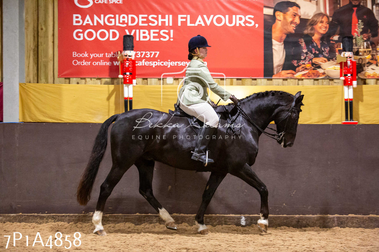 Home Farm Christmas Show 2024 - Ridden