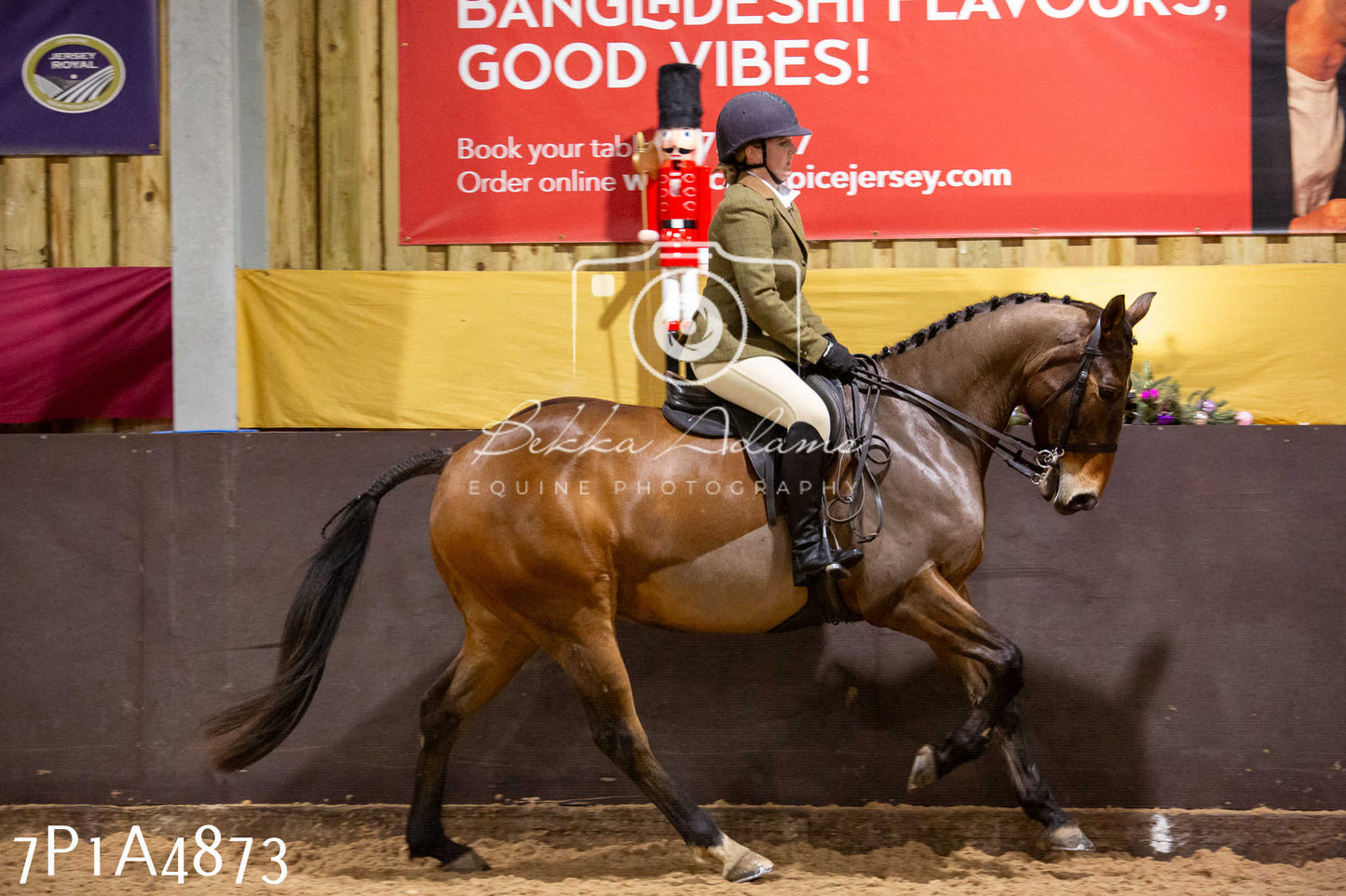 Home Farm Christmas Show 2024 - Ridden