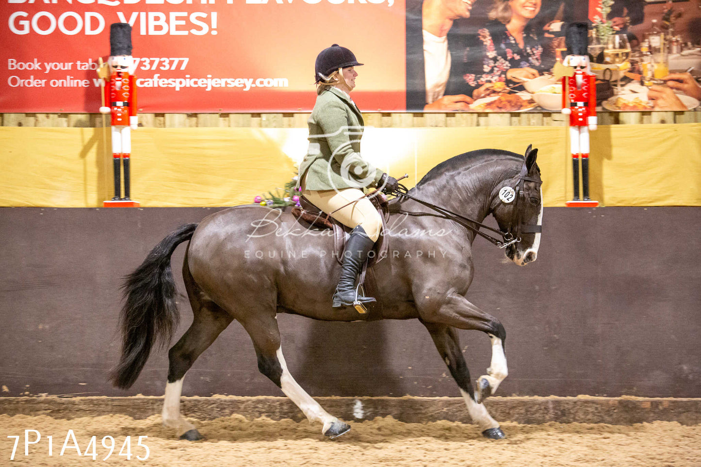 Home Farm Christmas Show 2024 - Ridden