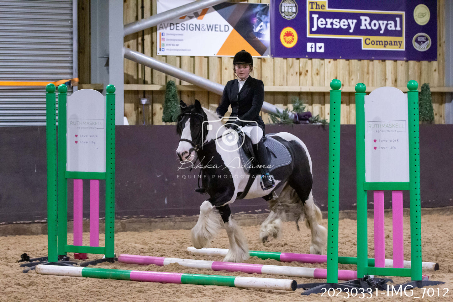 Home Farm Jumping 1st April - Seniors