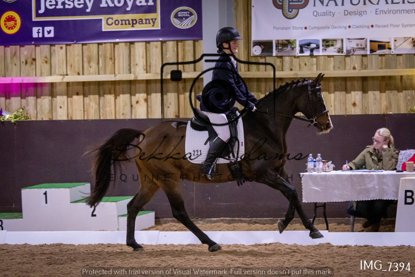 JHOYS Dressage