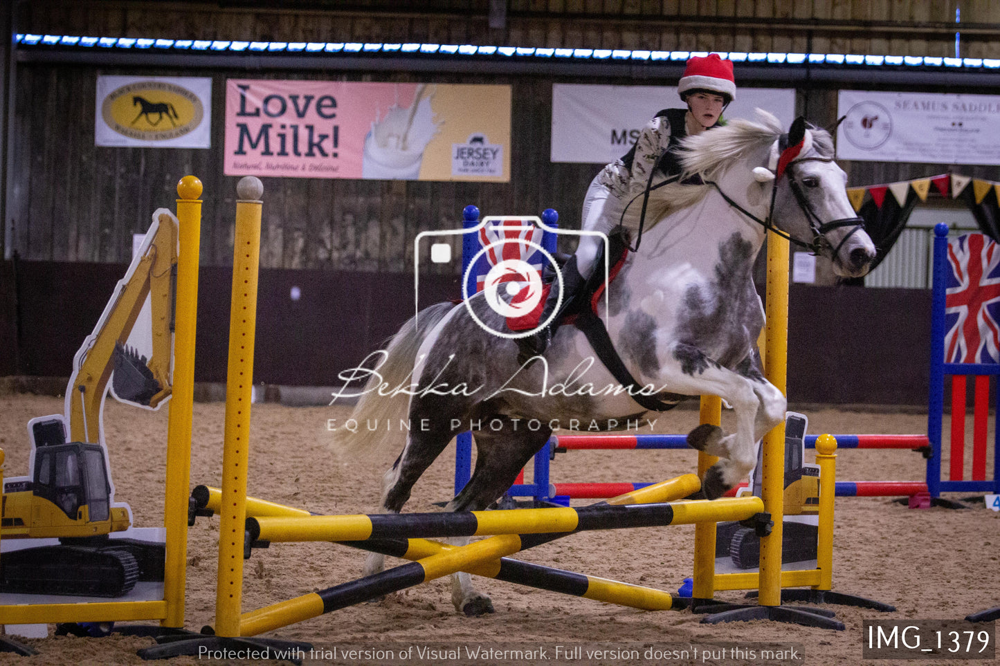 Home Farm New Year Showjumping 2nd January - Juniors