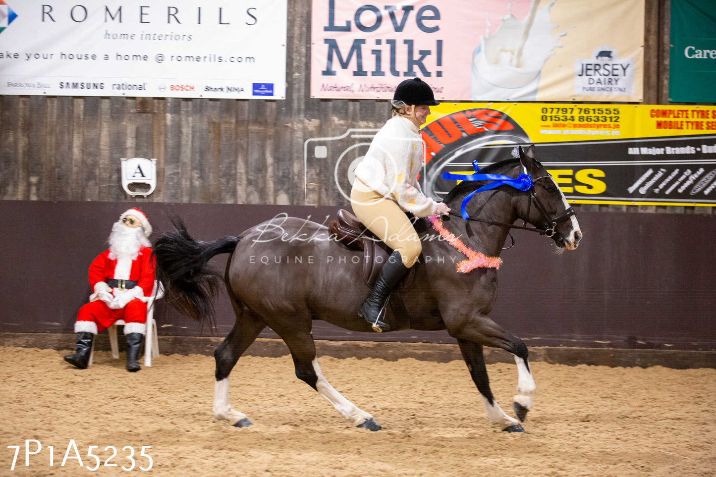 Home Farm Christmas Show 2024 - Ridden (Fun Classes)